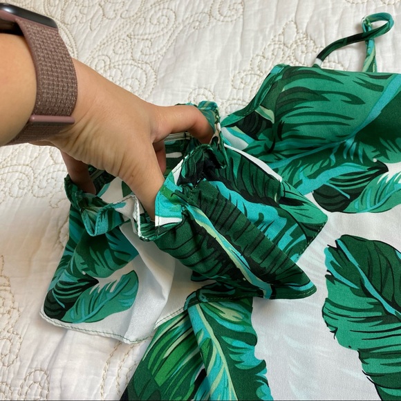 Leaf print ruffle mini dress - Picture 6 of 9